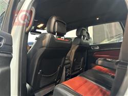 جیپ گراند شیرۆکی